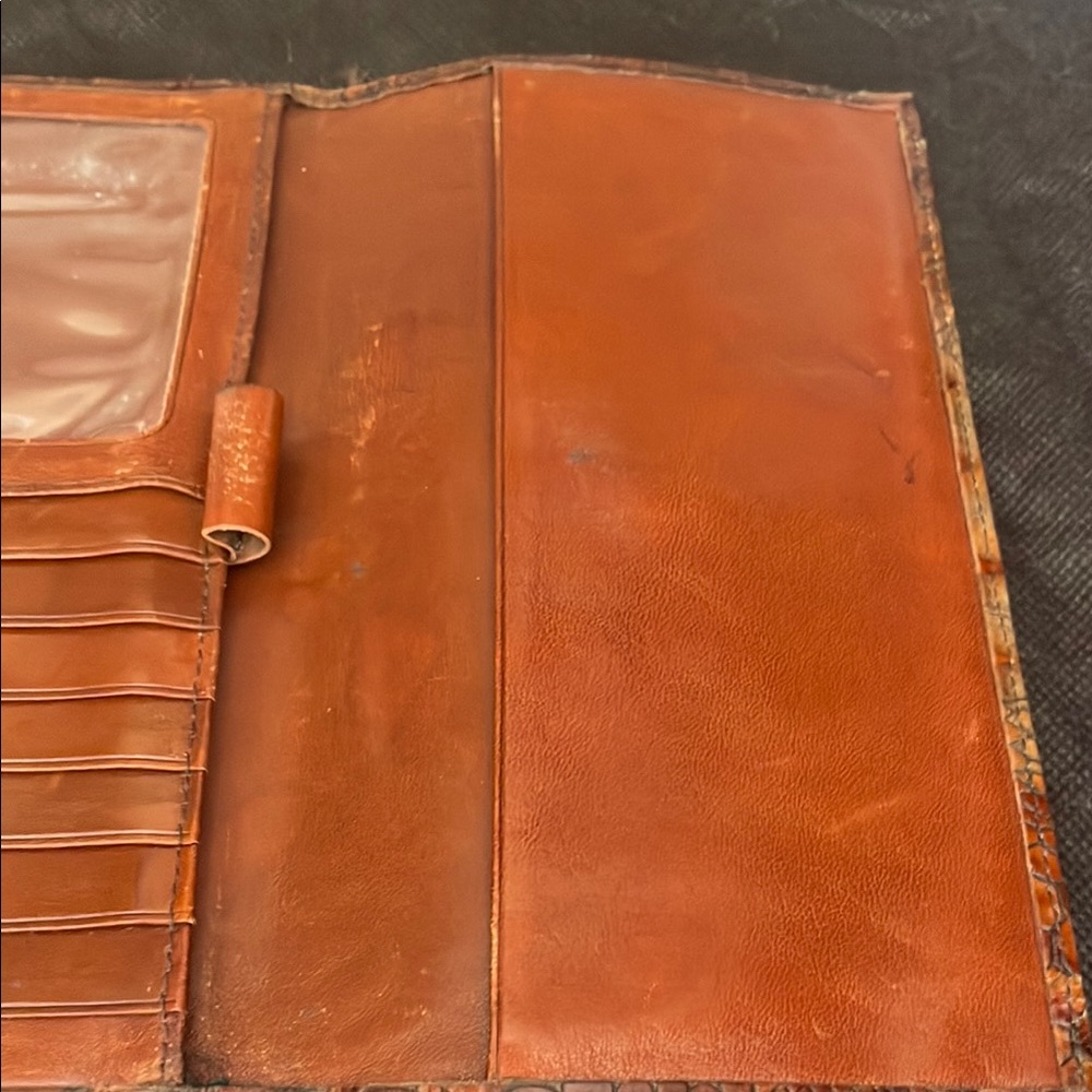 Vintage Brahmin Crocodile Embossed Wallet - Picture 4 of 7